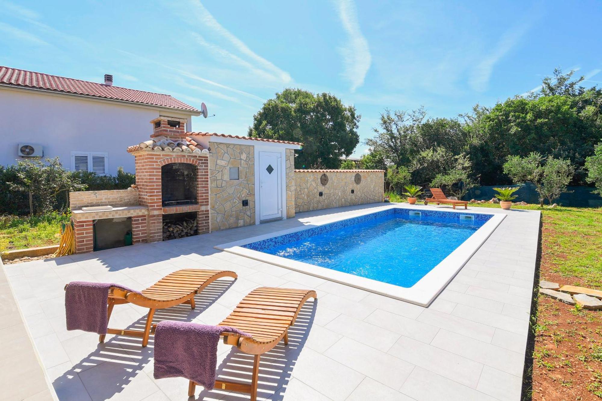 Vacation House Ulika Gabonjin Exterior photo