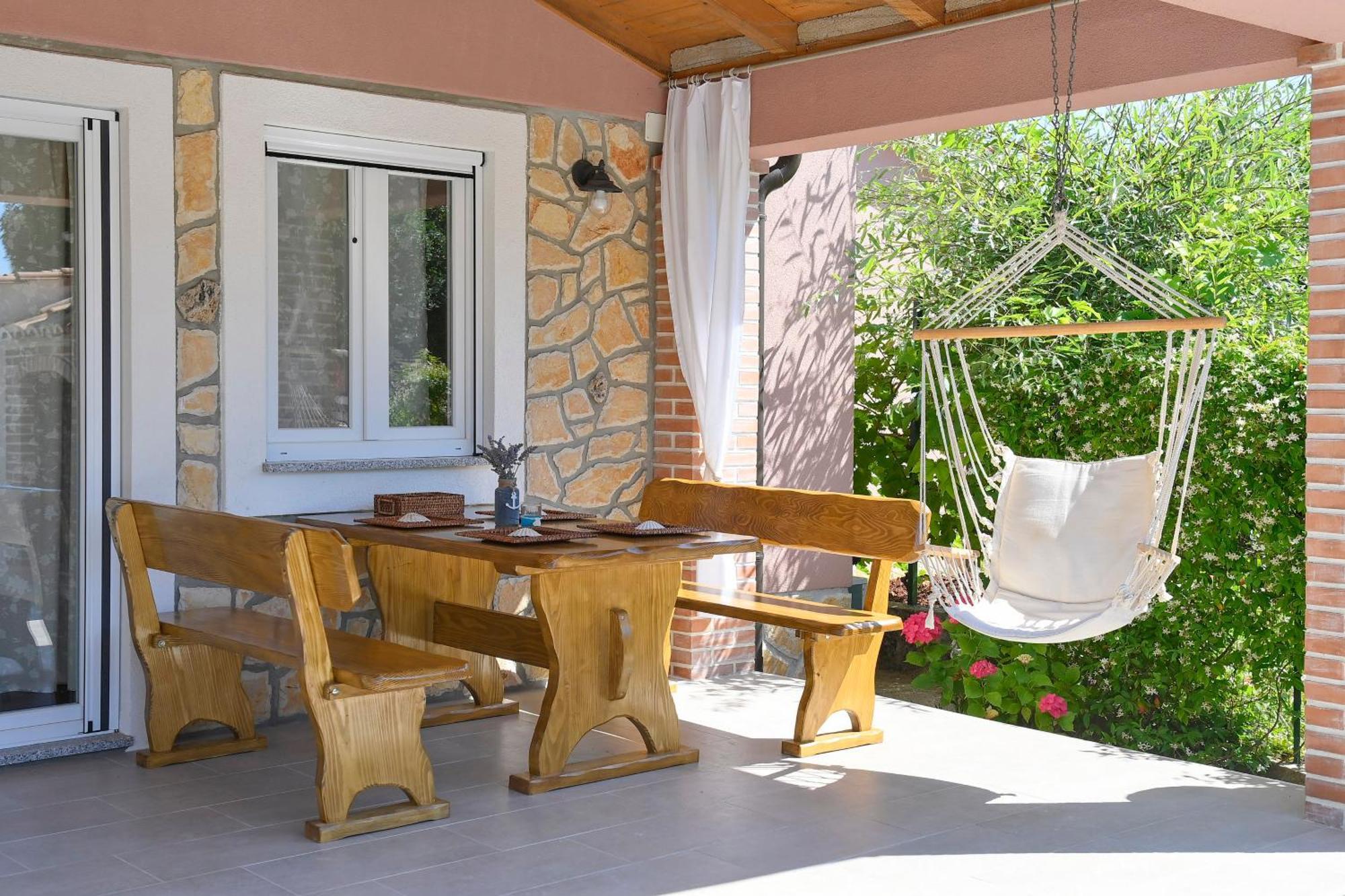 Vacation House Ulika Gabonjin Exterior photo