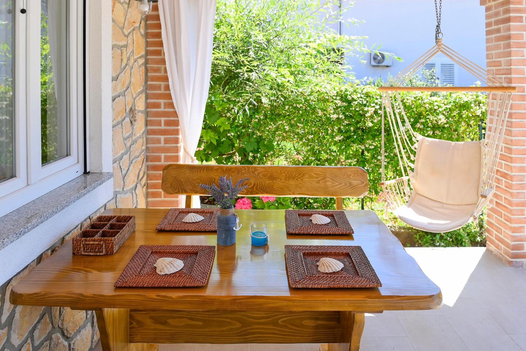 Vacation House Ulika Gabonjin Exterior photo